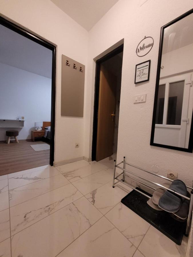 Kod Dide - Entry With Pin 0-24H Διαμέρισμα Σλαβόνσκι Μπροντ Εξωτερικό φωτογραφία